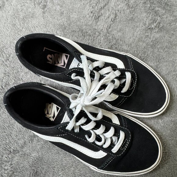 Vans Old Skool Classic Low Top Sneakers Shoes Women 6.5 Black White - Picture 5 of 5